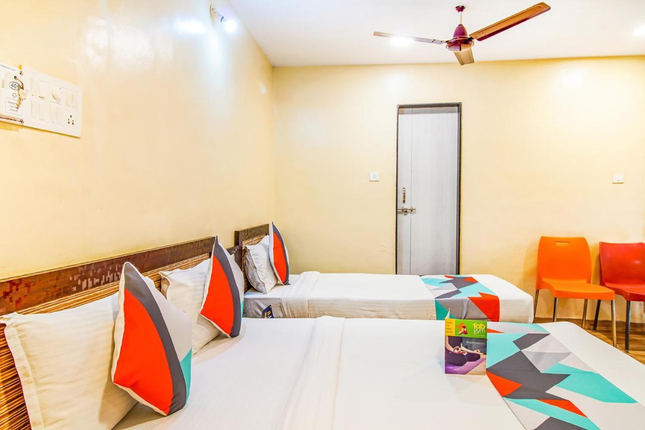 Mukesh Residency Hotel Poona Buitenkant foto