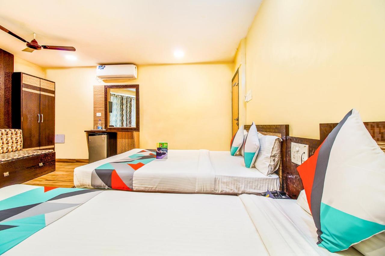 Mukesh Residency Hotel Poona Buitenkant foto