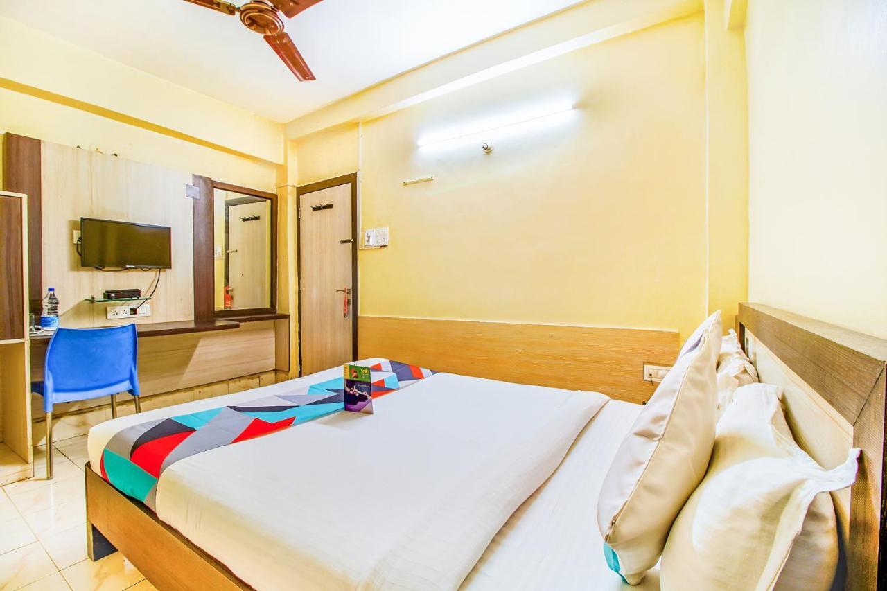 Mukesh Residency Hotel Poona Buitenkant foto