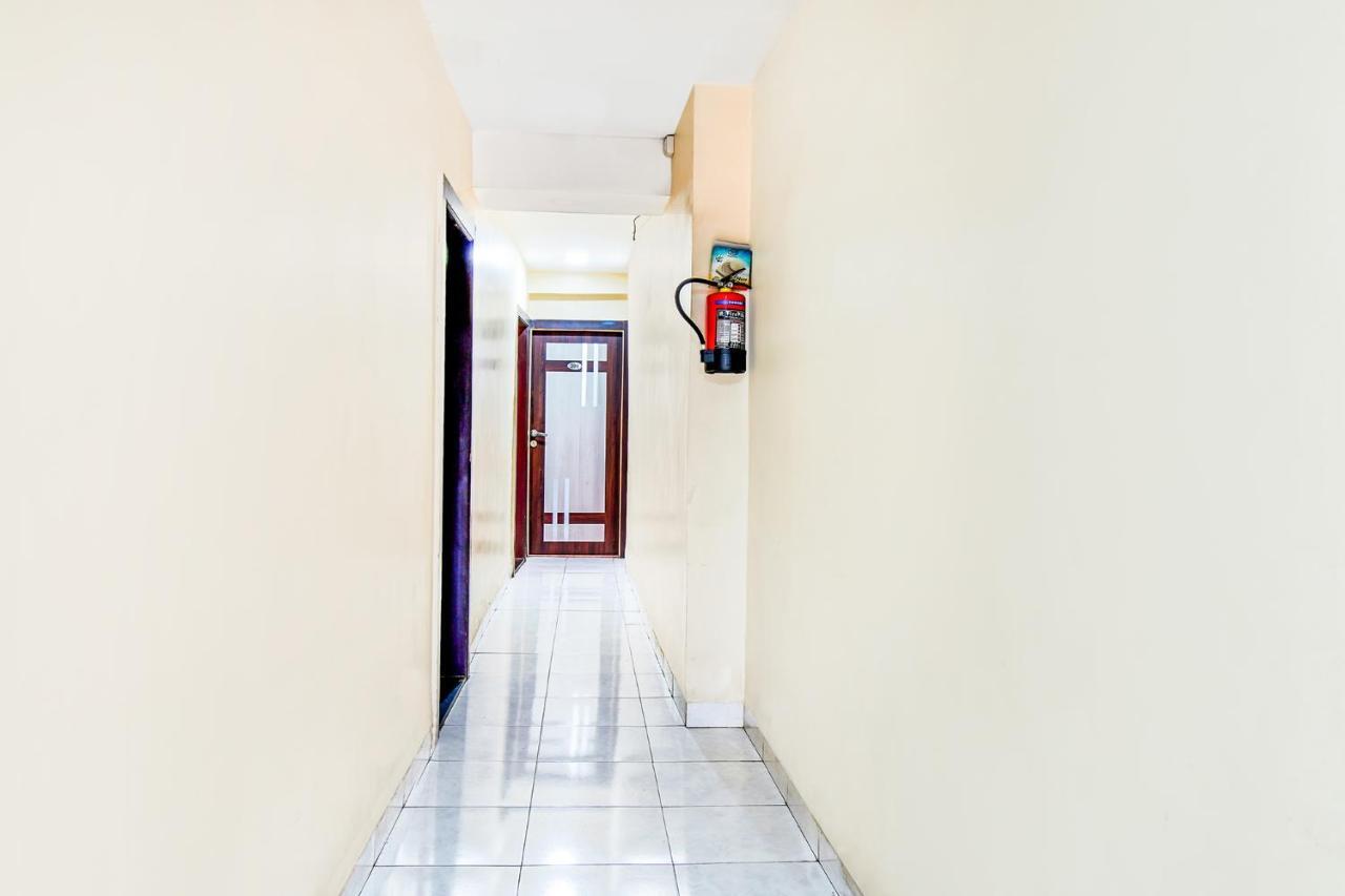 Mukesh Residency Hotel Poona Buitenkant foto
