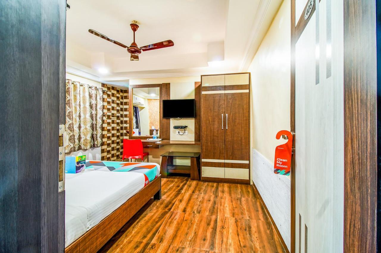 Mukesh Residency Hotel Poona Buitenkant foto